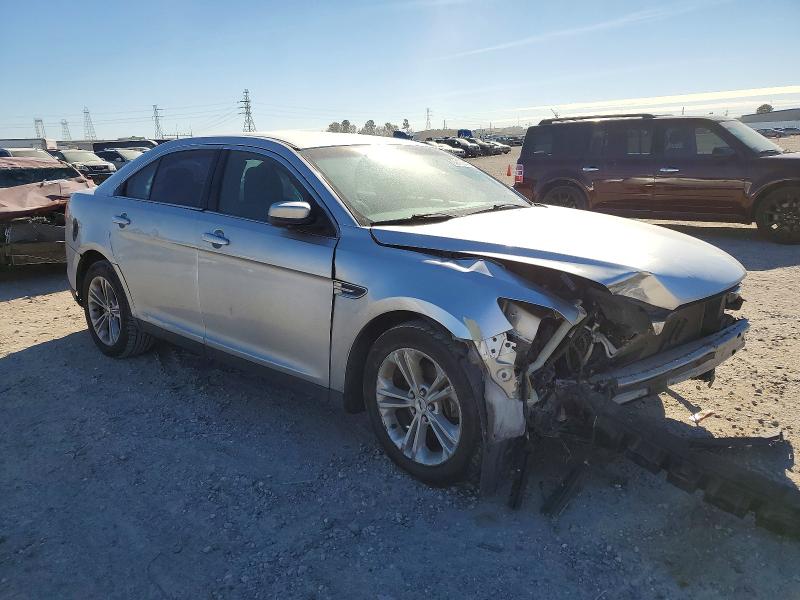 Photo 4 from auction – 2015 FORD TAURUS with VIN 1FAHP2E81FG116144