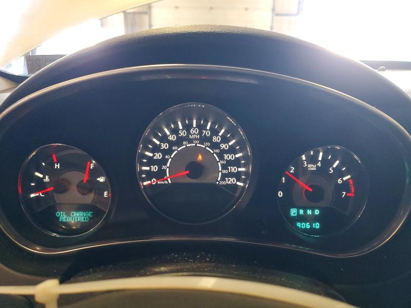 Photo 9 from auction – 2013 CHRYSLER 200 TOURIN with VIN 1C3CCBBB7DN683844