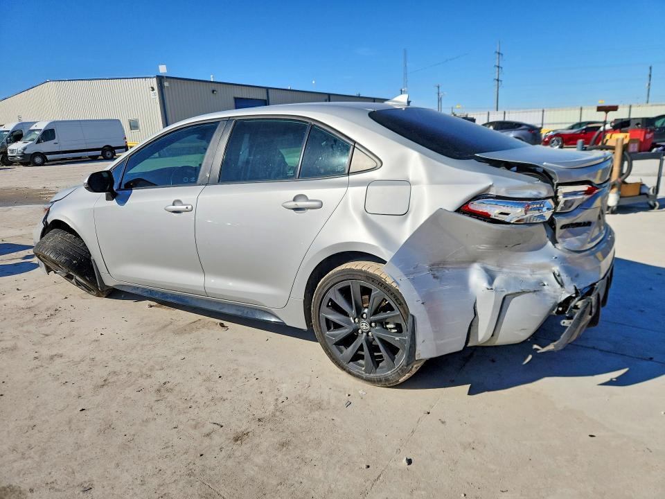 Фото 2 с аукциона – 2023 TOYOTA COROLLA с VIN 5YFS4MCE2PP139624