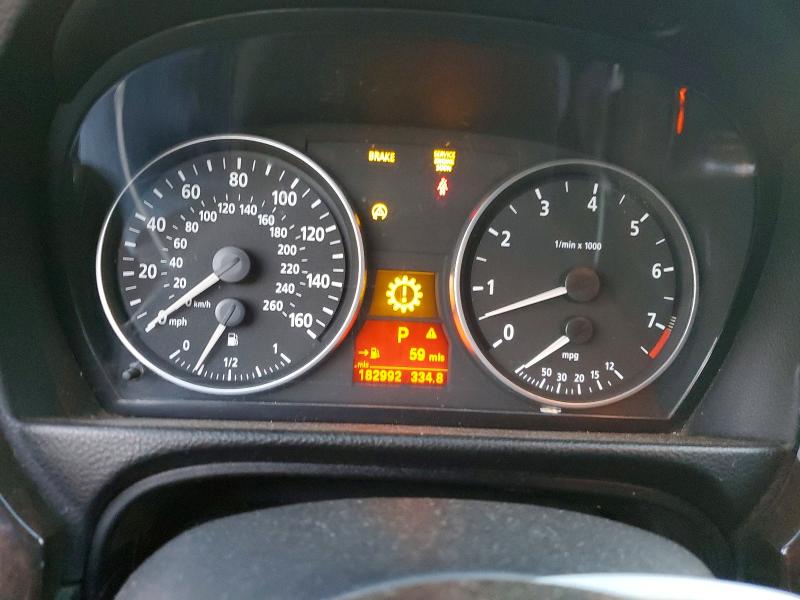Photo 9 from auction – 2006 BMW 325 with VIN WBAVB13596PT23618