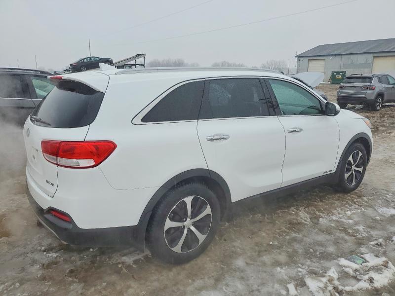Photo 3 from auction – 2017 KIA SORENTO EX with VIN 5XYPHDA50HG269369