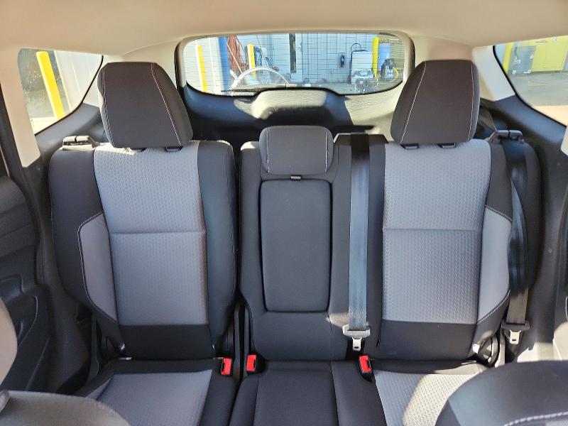 Photo 10 from auction – 2017 FORD ESCAPE SE with VIN 1FMCU0GD3HUC38497