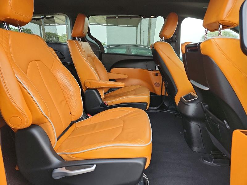 Photo 11 from auction – 2021 CHRYSLER PACIFICA with VIN 2C4RC1N7XMR529235