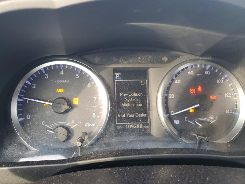 Photo 9 from auction – 2018 TOYOTA HIGHLANDER with VIN 5TDBZRFH1JS905488
