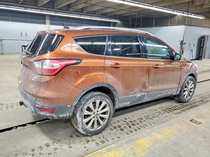 Photo 3 from auction – 2017 FORD ESCAPE TIT with VIN 1FMCU9J92HUB75661