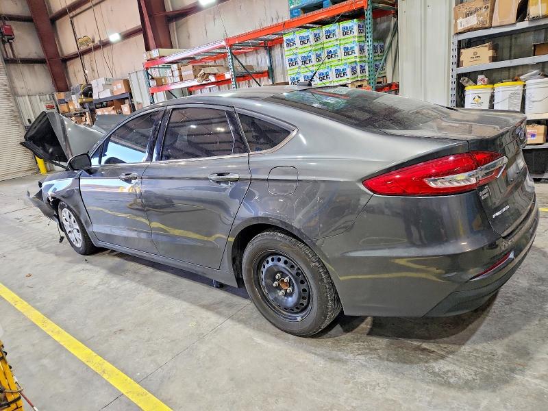 Photo 2 from auction – 2019 FORD FUSION S with VIN 3FA6P0G79KR283824