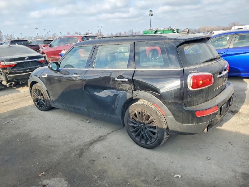 Photo 2 from auction – 2017 MINI COOPER CLU with VIN WMWLN5C56H2E32868