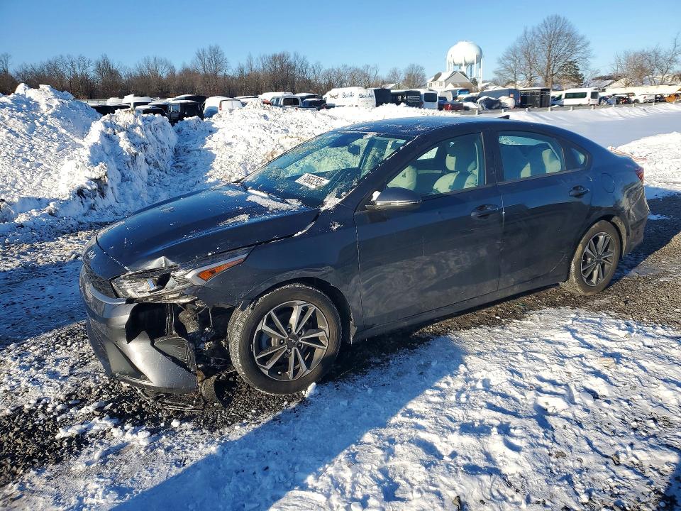 KIA FORTE 2023 with VIN 3KPF24AD5PE656029 - Photo from auction