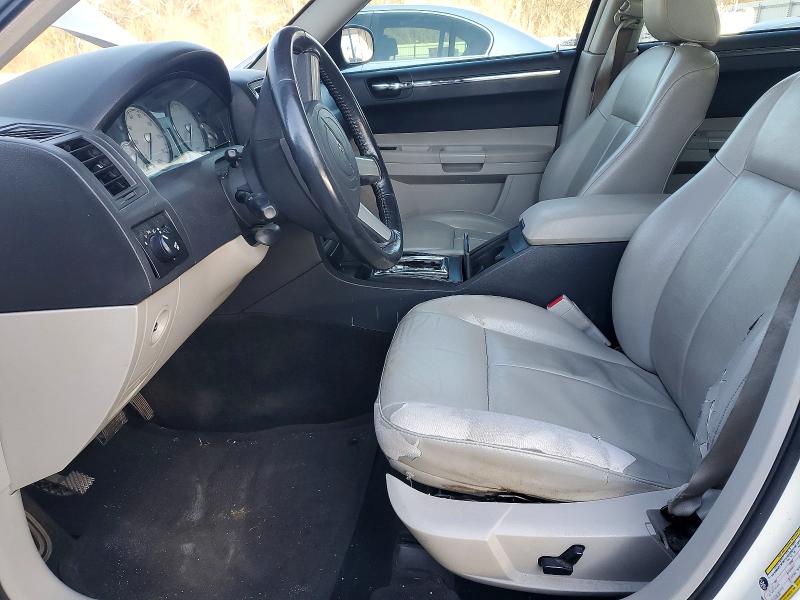 Photo 7 from auction – 2006 CHRYSLER 300 TOURIN with VIN 2C3KA53G36H125983