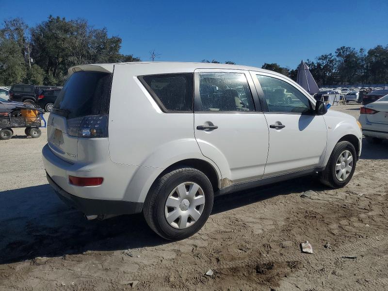 Photo 3 from auction – 2007 MITSUBISHI OUTLANDER with VIN JA4MS31X17Z009010