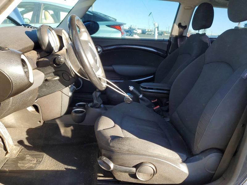 Photo 7 from auction – 2008 MINI COOPER S with VIN WMWMF735X8TT90919