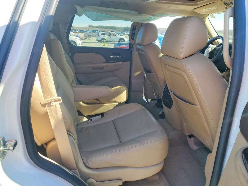 Photo 11 from auction – 2014 GMC YUKON DENA with VIN 1GKS2EEF9ER206129