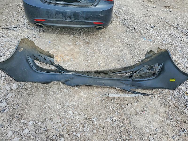 Photo 12 from auction – 2011 HYUNDAI SONATA with VIN 5NPEC4AC2BH116691