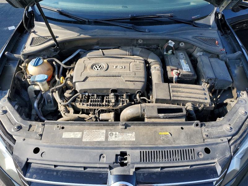 Photo 11 from auction – 2015 VOLKSWAGEN PASSAT with VIN 1VWAT7A32FC057432