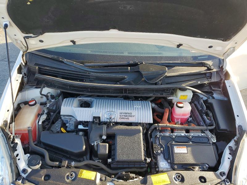 Photo 11 from auction – 2014 TOYOTA PRIUS with VIN JTDKN3DU3E0383321