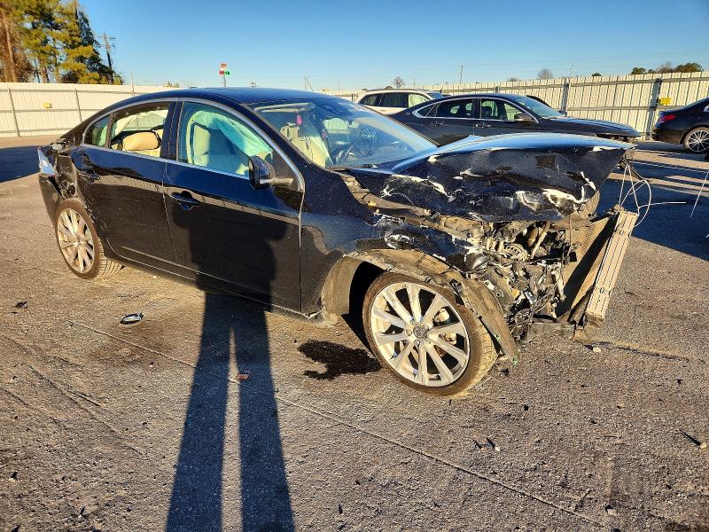 Photo 4 from auction – 2016 VOLVO S60 PLATIN with VIN LYV402FM7GB109141