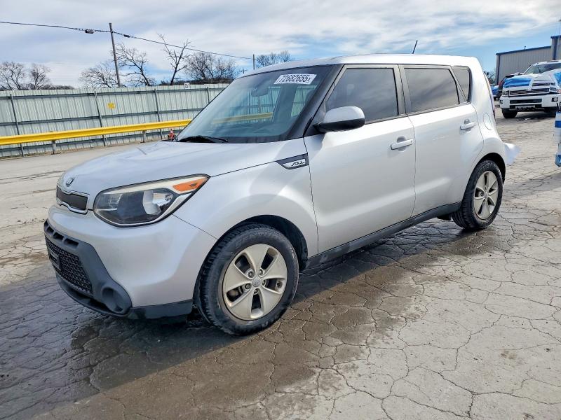 KIA SOUL 2016 with VIN KNDJN2A26G7843915 - Photo from auction