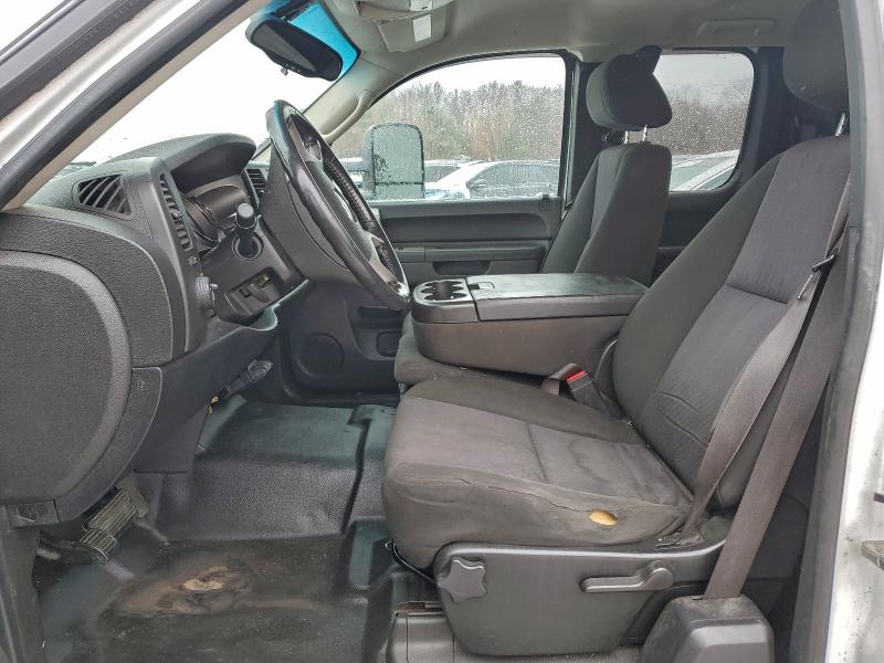 Photo 7 from auction – 2010 CHEVROLET SILVERADO with VIN 1GCSKSE01AZ214113