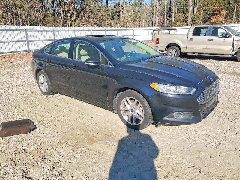 Photo 4 from auction – 2014 FORD FUSION SE with VIN 1FA6P0HD7E5364378