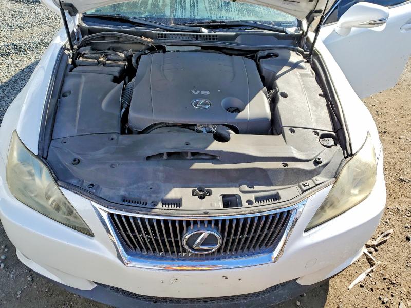 Photo 11 from auction – 2010 LEXUS IS 250 with VIN JTHBF5C28A2096076