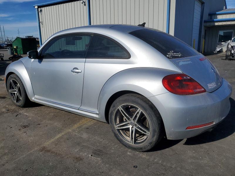 Photo 2 from auction – 2015 VOLKSWAGEN BEETLE 1.8 with VIN 3VWJ17AT4FM617309