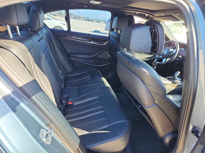 Photo 10 from auction – 2018 BMW M550XI with VIN WBAJB9C59JB035844