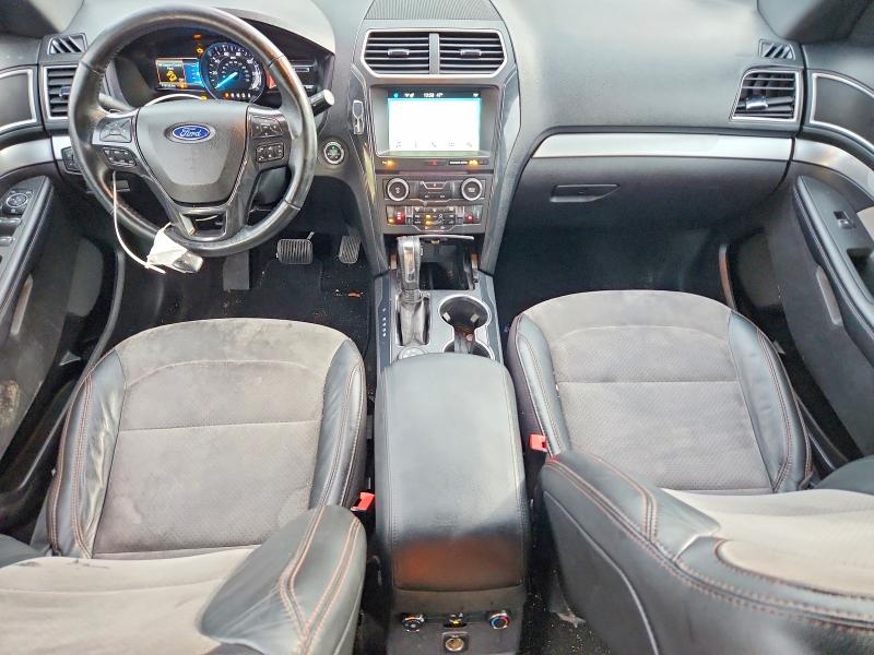 Photo 8 from auction – 2017 FORD EXPLORER with VIN 1FM5K8D88HGD94554
