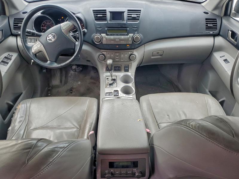 Photo 8 from auction – 2008 TOYOTA HIGHLANDER with VIN JTEES43A382023893