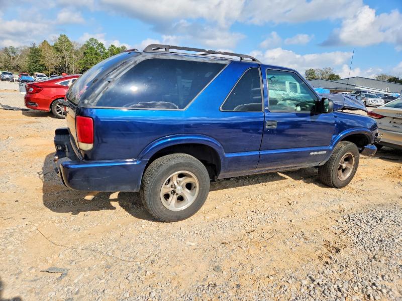 Photo 3 from auction – 2002 CHEVROLET BLAZER with VIN 1GNCS18W82K129561