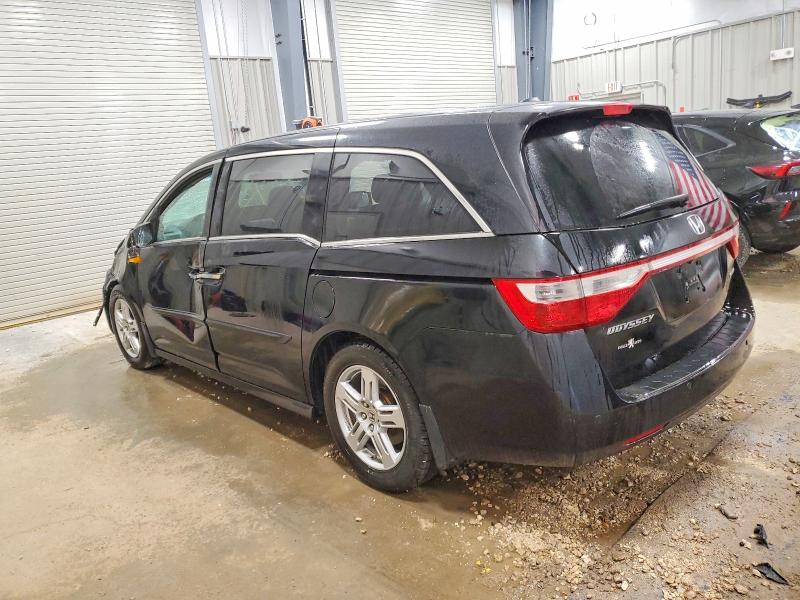 Photo 2 from auction – 2013 HONDA ODYSSEY TO with VIN 5FNRL5H99DB079545