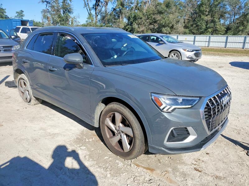 Photo 4 from auction – 2020 AUDI Q3 PREMIUM with VIN WA1BECF34L1055783