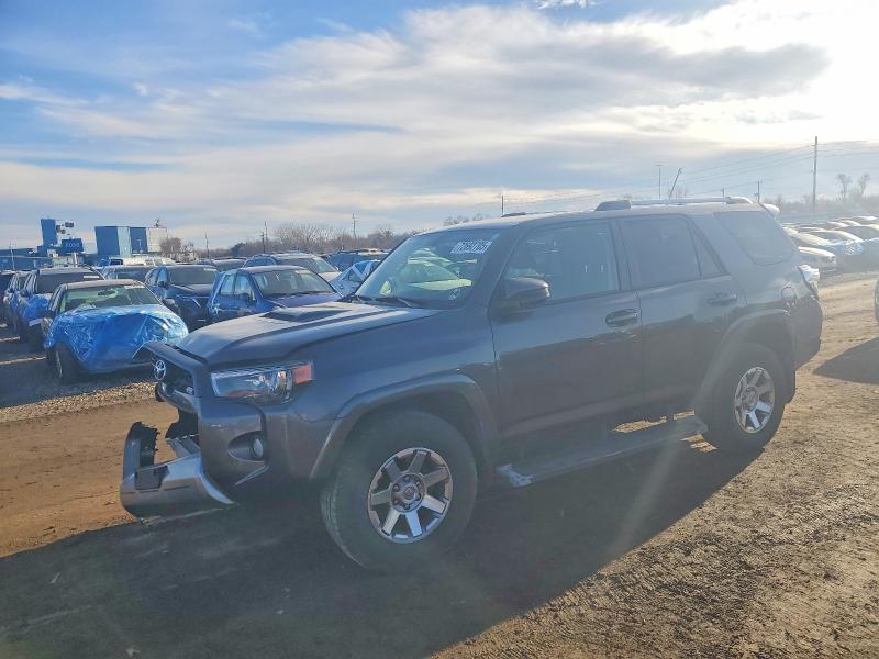 TOYOTA 4RUNNER SR 2016 with VIN JTEBU5JR3G5392309 - Photo from auction