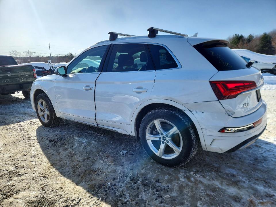 Photo 2 from auction – 2021 AUDI Q5 PREMIUM with VIN WA1AAAFY4M2127262