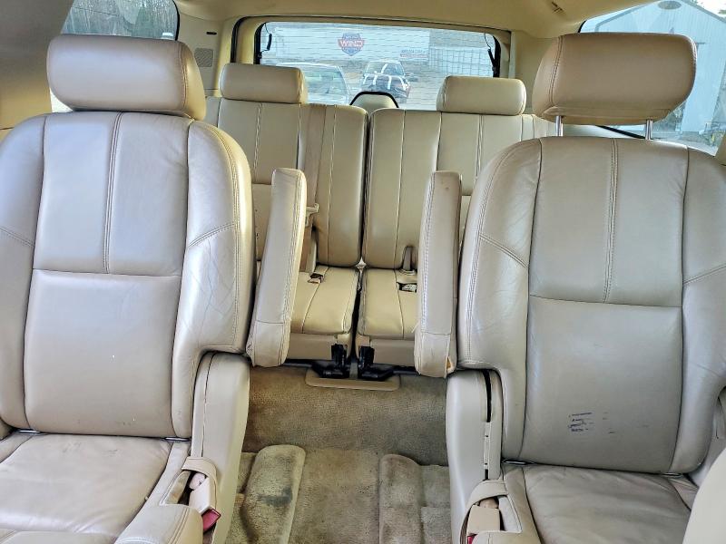 Photo 10 from auction – 2008 GMC YUKON with VIN 1GKFK66828J135544