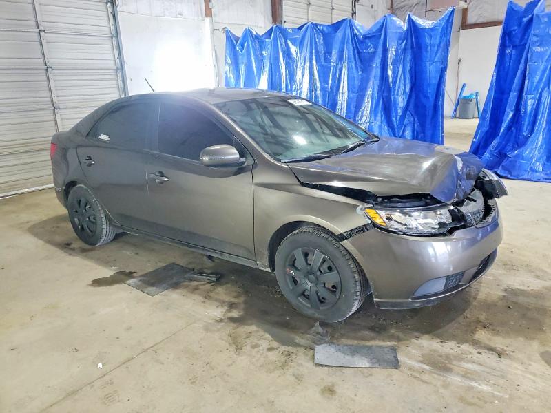 Photo 4 from auction – 2011 KIA FORTE EX with VIN KNAFU4A23B5380220