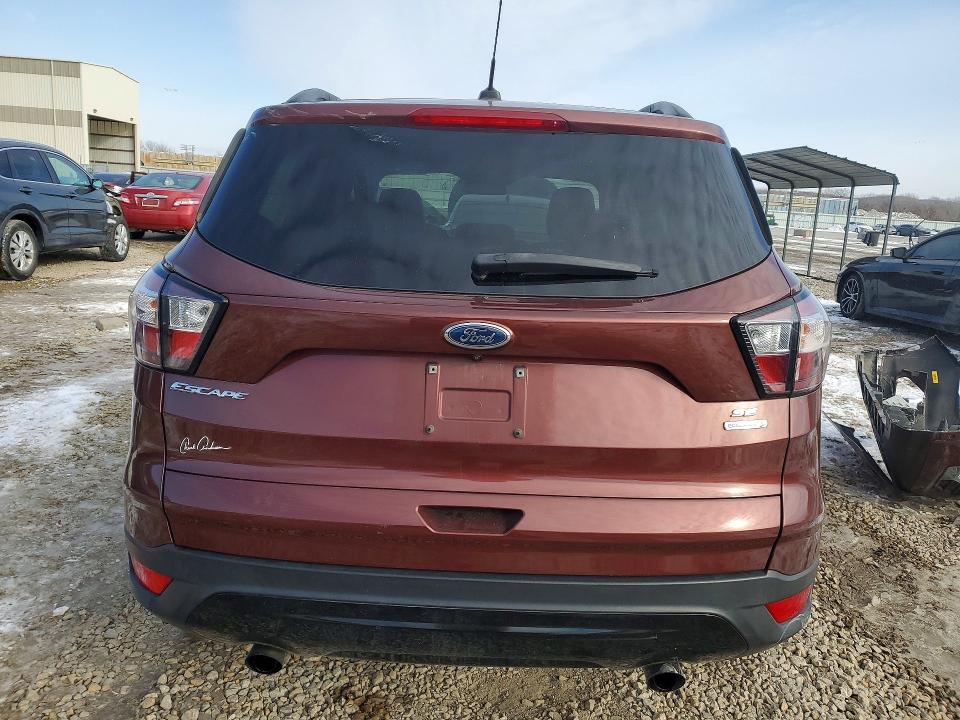 Photo 6 from auction – 2018 FORD ESCAPE SE with VIN 1FMCU0GDXJUC34856