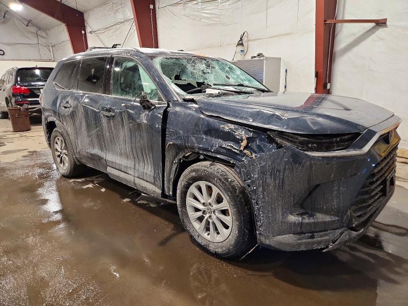 Photo 4 from auction – 2024 TOYOTA GRAND HIGH with VIN 5TDAAAB51RS006660