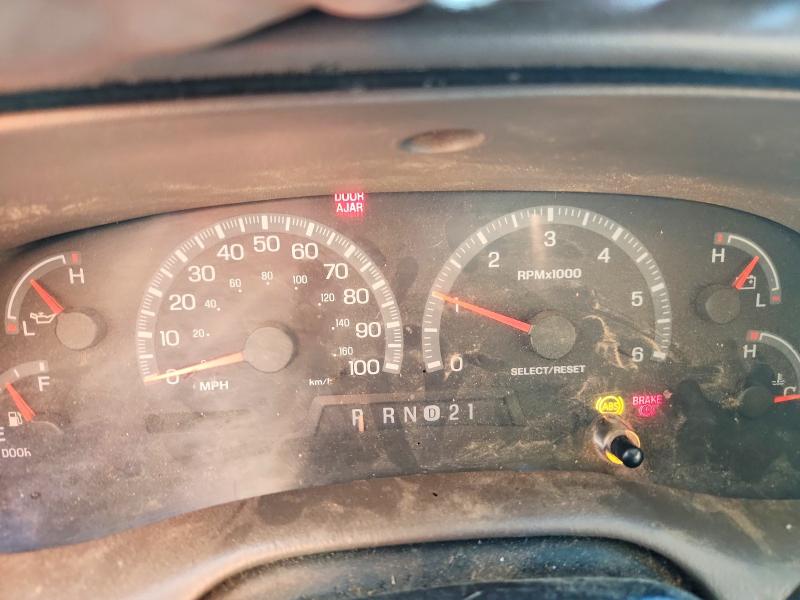 Photo 9 from auction – 1999 FORD F150 with VIN 1FTRX07W4XKA68040