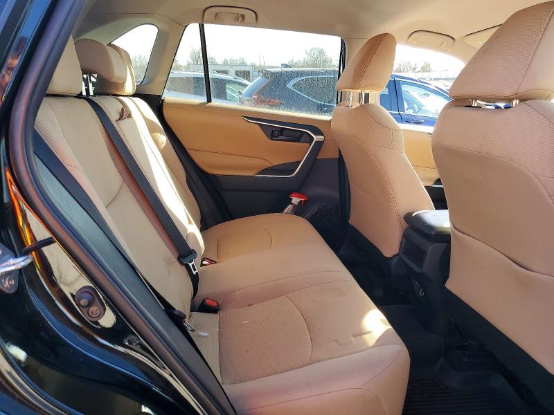 Photo 10 from auction – 2020 TOYOTA RAV4 LE with VIN 2T3G1RFV8LW099346