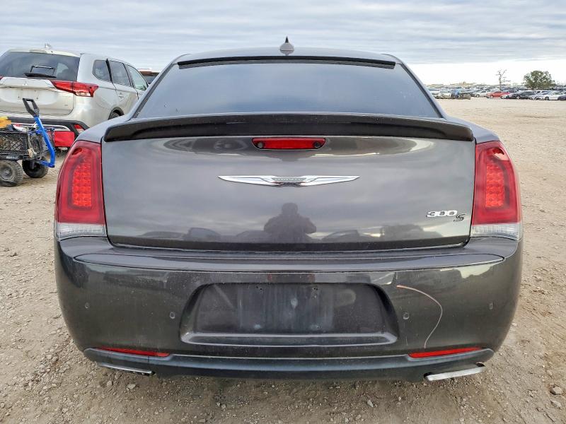 Photo 6 from auction – 2015 CHRYSLER 300 S with VIN 2C3CCABG8FH756270