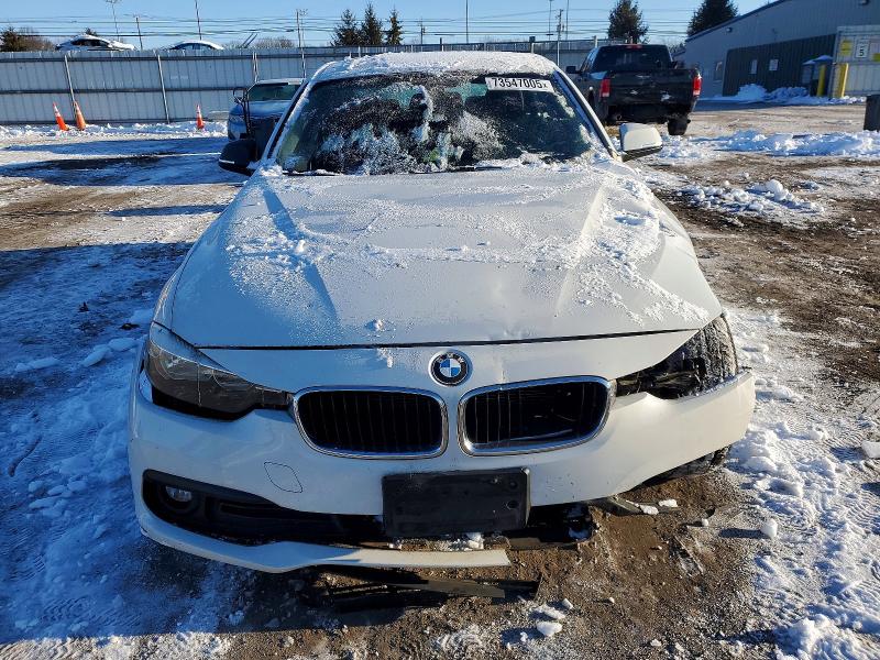 Photo 5 from auction – 2016 BMW 320 XI with VIN WBA8E5G55GNT40404