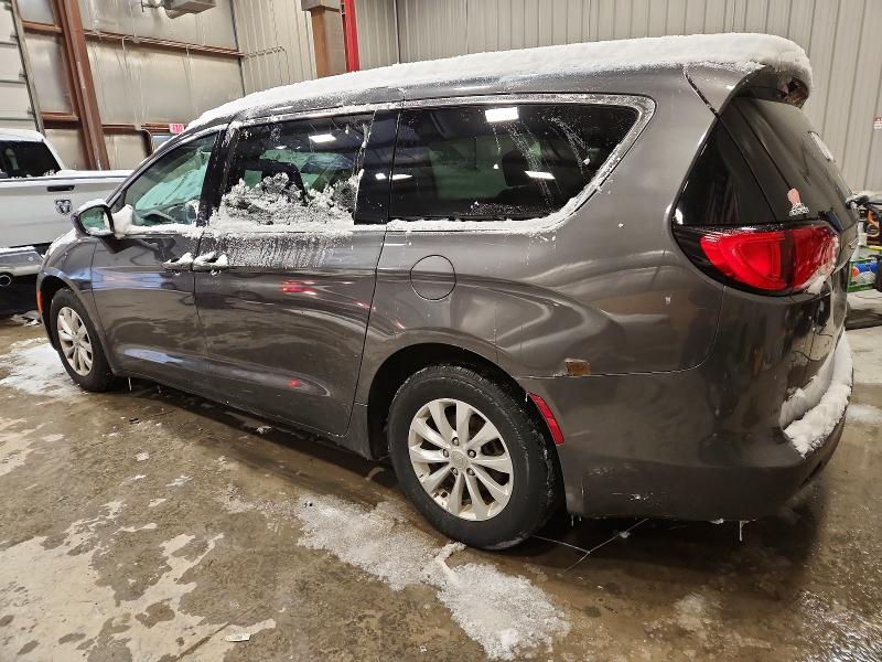 Photo 2 from auction – 2017 CHRYSLER PACIFICA T with VIN 2C4RC1DG0HR676655