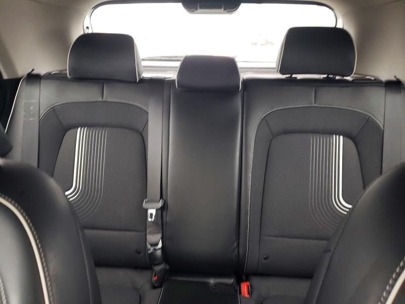 Photo 10 from auction – 2023 HYUNDAI VENUE with VIN KMHRC8A38PU223844