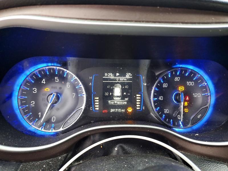 Photo 9 from auction – 2019 CHRYSLER PACIFICA with VIN 2C4RC1BG8KR539943