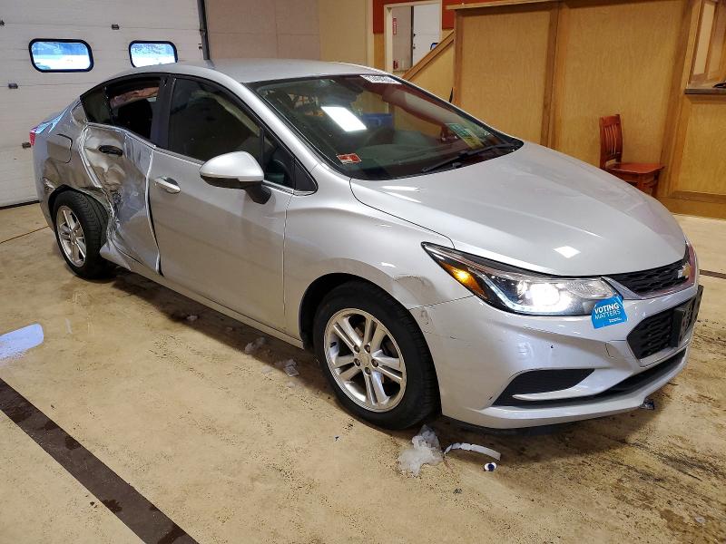 Photo 4 from auction – 2017 CHEVROLET CRUZE LT with VIN 1G1BE5SM2H7214622