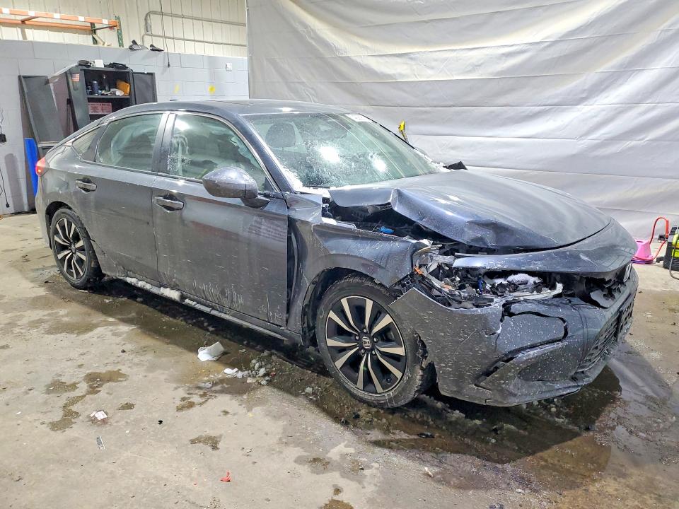 Photo 4 from auction – 2023 HONDA CIVIC with VIN 19XFL1H73PE016140