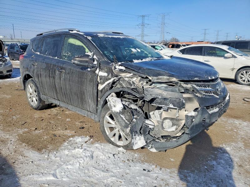 Photo 4 from auction – 2015 TOYOTA RAV4 LIMIT with VIN JTMDFREV5FD103800