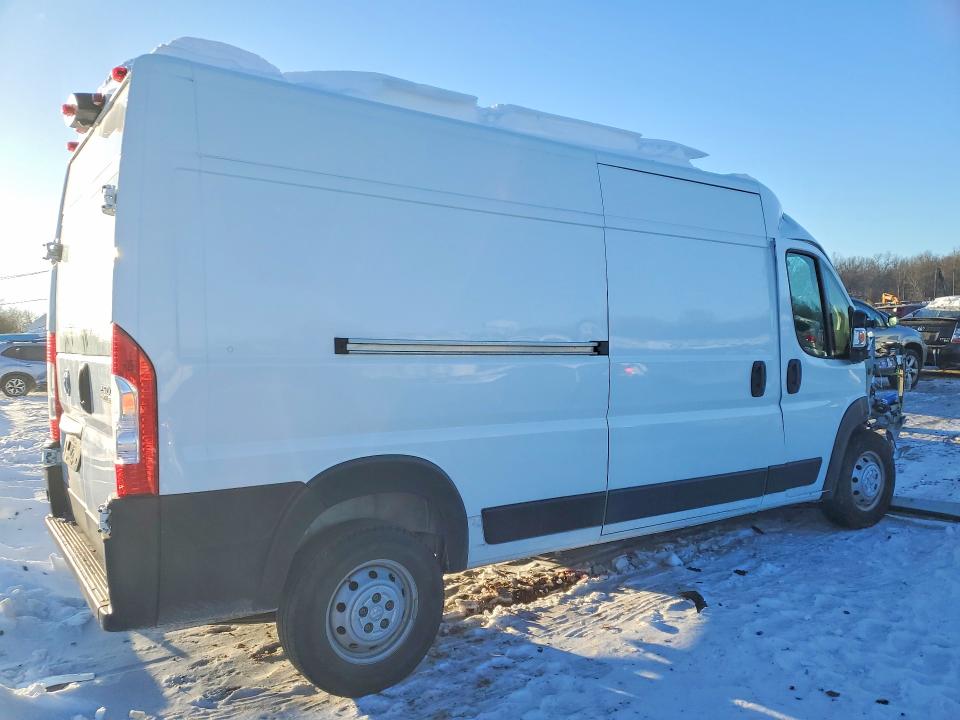 Photo 3 from auction – 2023 RAM PROMASTER 2500 with VIN 3C6LRVDG1PE506548