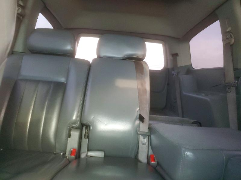 Photo 10 from auction – 2004 DODGE DURANGO LI with VIN 1D4HB58D14F214812