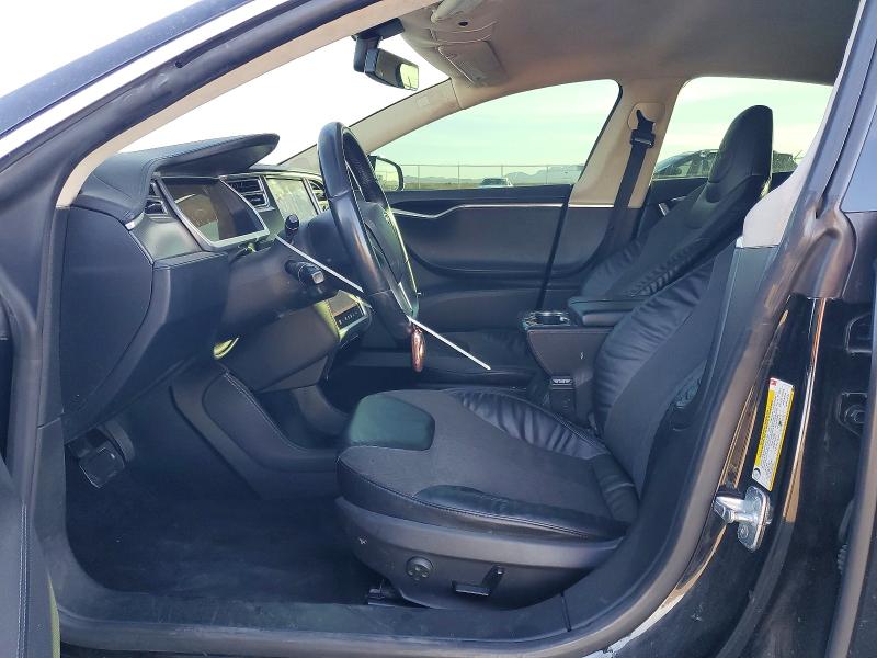 Photo 7 from auction – 2013 TESLA MODEL S with VIN 5YJSA1CN5DFP22963